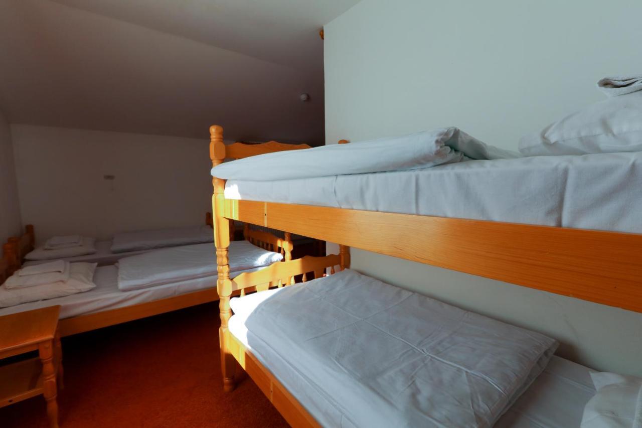 Sumarska Kuca Ognjiste Hotel Jahorina Exterior foto